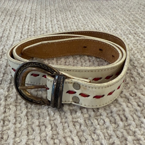 ?Enterprises White and Red Vintage Women\'s Belt?